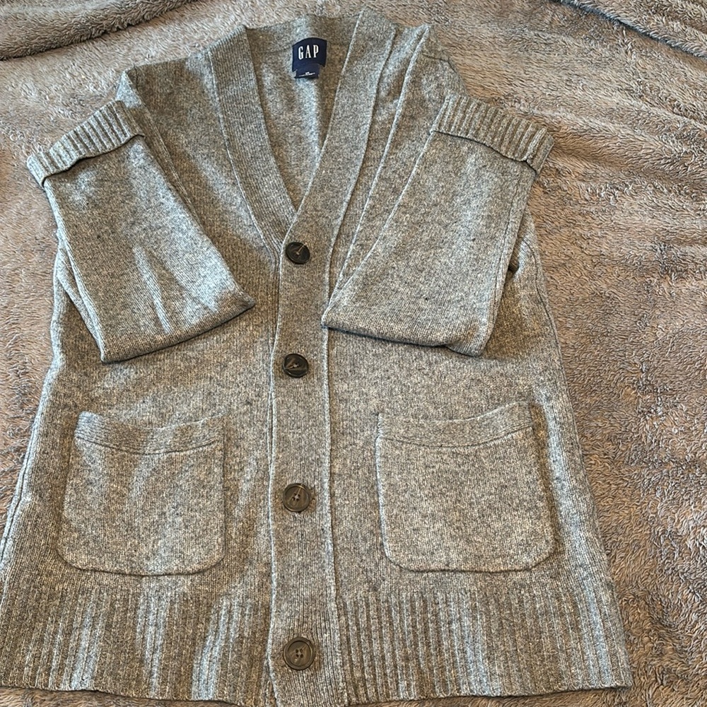 Vintage Gap boyfriend cardigan